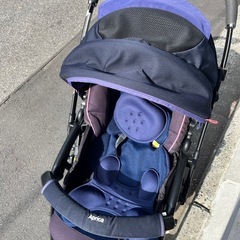 ベビーカー　アップリカ　ラクーナ