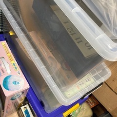 まとめ買い安くします。1個100円〜色んな品物です。の画像