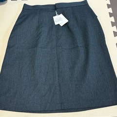 【✨新品タグ付き🏷️✨ray*cantrelスカート】の画像