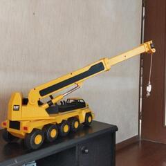 CAT 10輪伸縮手動2段クレーンの画像