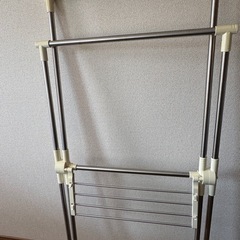 5月4日まで　部屋物干し竿の画像