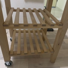 《受け渡し先決定》IKEA・ベクヴェーム　キッチンワゴンの画像