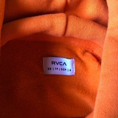 RVCA  スウェットパーカーの画像