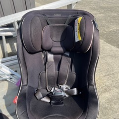 ★美品★leaman　リーマン ベルト固定式 チャイルドシート Lestilo LYJ-211★0～18kg対応★の画像