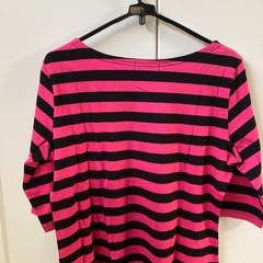 新品未着用　レディーストップスの画像