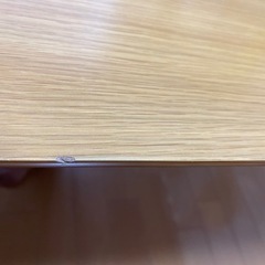 ダイニングテーブルの画像