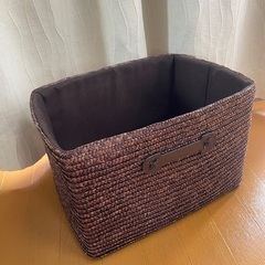 大きなカゴ、おまけで紙袋付き！の画像