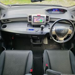 フリードスパイク☆ハイブリッド☆後期☆車検令和9年5月☆純正ナビ☆DVD☆TV☆Bluetoothオーディオ☆ETC☆HIDの画像