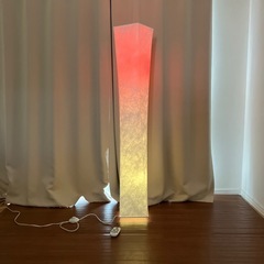 値下げ　間接照明　レインボー色の画像