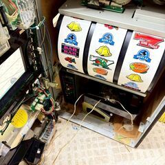 【ジャンク品】山佐 スロット キングパルサー 4号機 コイン機 20V パチスロの画像