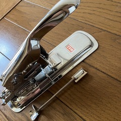 MAX 卓上ホッチキスHD-3 針付き動作確認済の画像