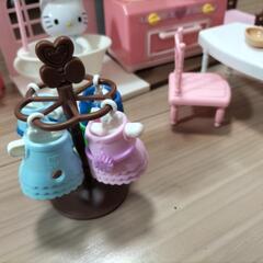 キティちゃんごっこ遊びの画像