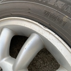 [お取引中][ジャンク] 155/65R13 73Q ホイール付きスタッドレスタイヤの画像