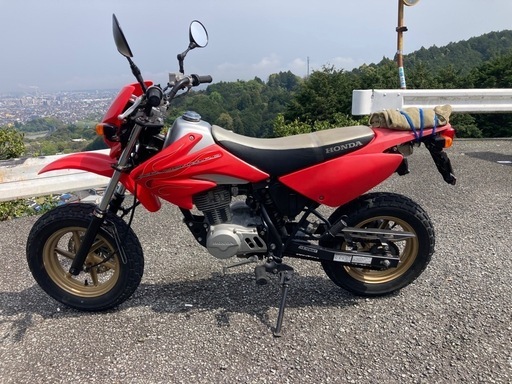 HONDA　xr100モタード