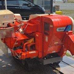 中古 kubota クボタ ハーベスター HS-65 自動脱穀機 自走式 ディーゼルエンジン EA7-MH  の画像