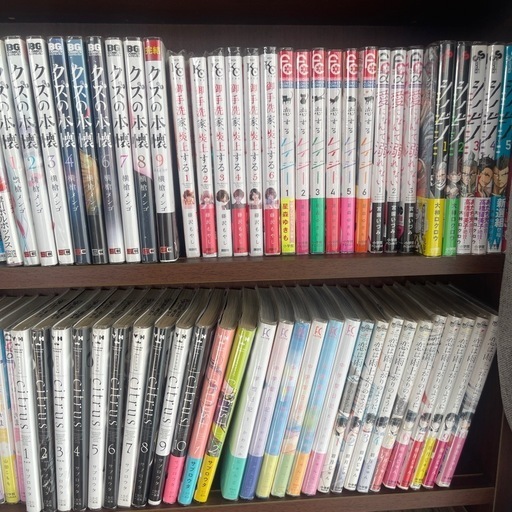 本棚と漫画色々