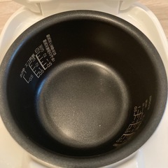 【お譲り先決まりました！】 2019年製　炊飯器の画像