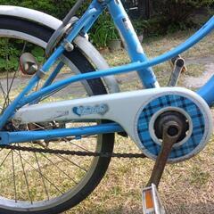 女の子　　子供用の自転車の画像