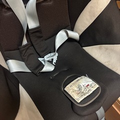 エールべべ　チャイルドシートの画像