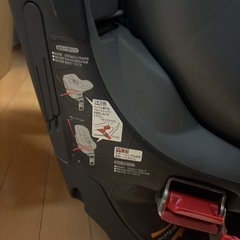 エールべべ　チャイルドシートの画像