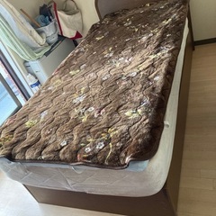シングルベッドの画像