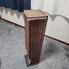 トイレットペーパー収納の画像