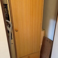 衣類、コート、スーツキャビネット