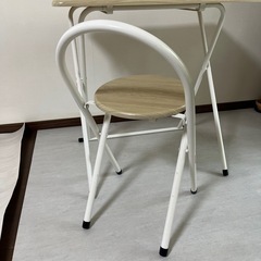 折りたたみテーブル・椅子セットの画像
