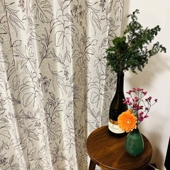 カーテン　グレー×ブラウンの画像