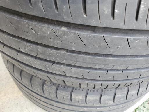YOKOHAMA夏サマータイヤ225/50R18 (タカ) 北18条のタイヤ YOKOHAMA夏サマータイヤ225/50R18 (タカ) 北18条のタイヤ