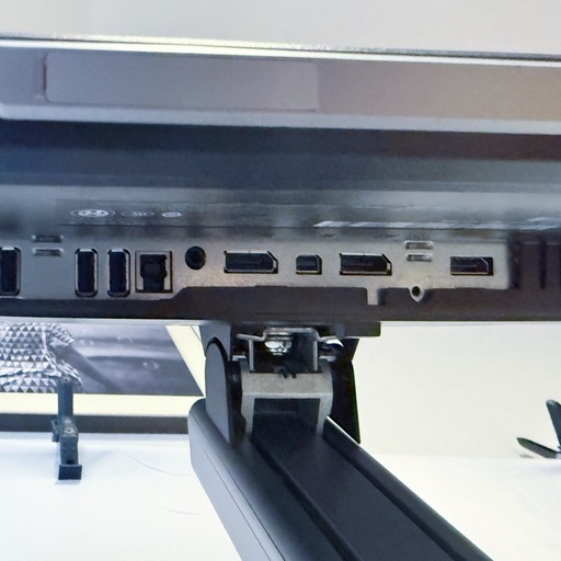 Dell 4Kモニター 23.8インチ P2415Qb (おがん) 坂出の周辺機器の Dell 4Kモニター 23.8インチ P2415Qb (おがん) 坂出の周辺機器の