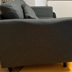 【お取引終了】グレー ソファ クッション付きの画像