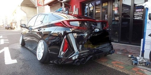 zvw52  プリウスphv ワンオフマフラー