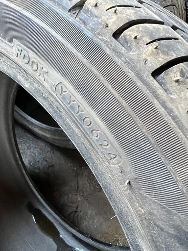 ♦︎215/45R17 バリ山♦︎