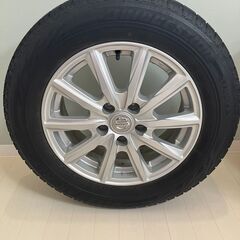 日産ティアナ純正アルミホイル+タイヤ4本セットの画像