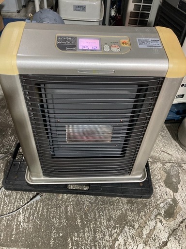 サンポット12年FF式石油ストーブ清掃点検済み (アマゾン サンポット12年FF式石油ストーブ清掃点検済み (アマゾン