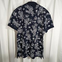 【新品】UNITED COLORS OF BENETTON 花柄ポロシャツ Mの画像