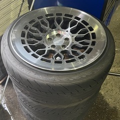 radi8 ホイールpcd100-5穴18インチの画像