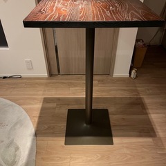 美品　ハイテーブルの画像