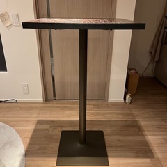 美品　ハイテーブルの画像