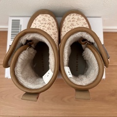 子供　キッズ　ブーツ　15センチ　花柄の画像