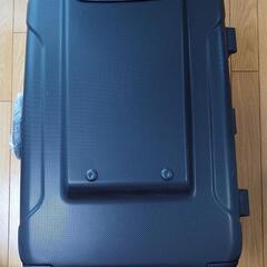 未使用キャリーケース 77L の画像