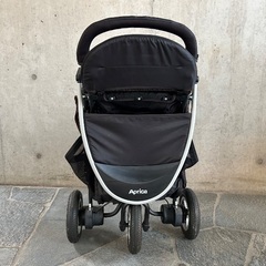 三輪バギー　Apricaスムーヴ　ベビーカー　ブラウンの画像