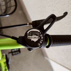 【北見市発】キャプテンスタッグ CAPTAIN STAG 折り畳み自転車 CS70802073 6段変速 20インチ 緑 (E3363ayay)の画像