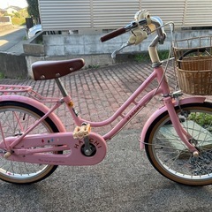 子供自転車　女の子　18型の画像