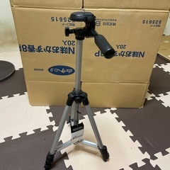 携帯電話やカメラ用の三脚です