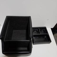 小型コンソールBOXの画像