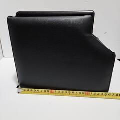 小型コンソールBOXの画像