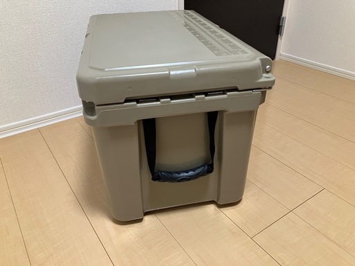 クーラーボックス 42.5L VASTLAND