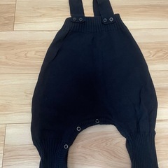80cm ベビー服　ニットオーバーオールの画像